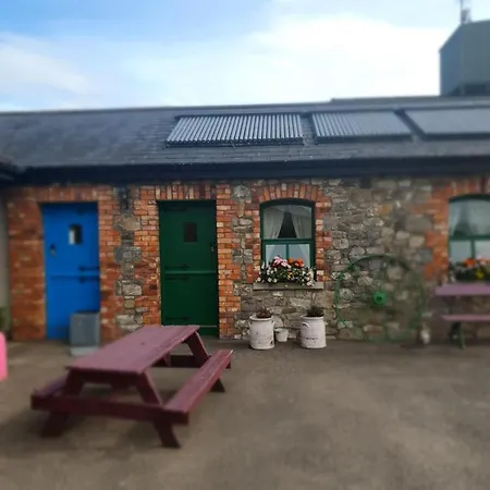 Farm Hostel, And *