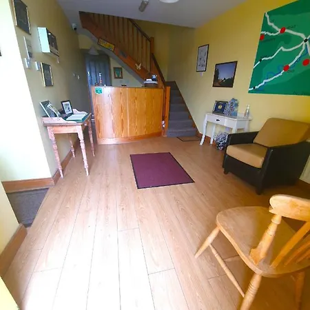 Farm Hostel, And * 슬레인