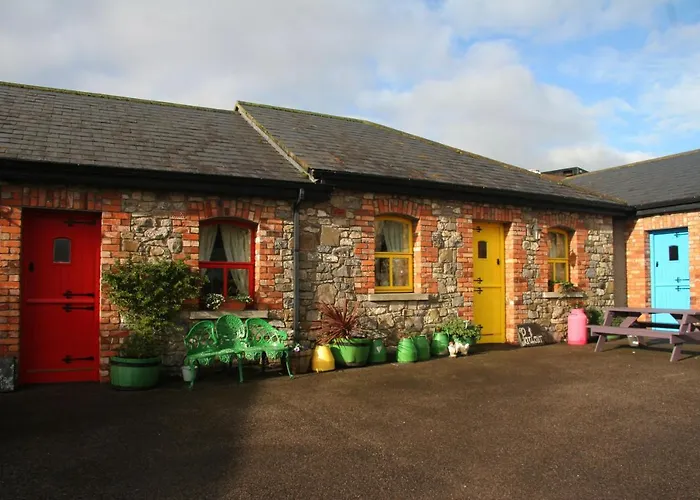 Farm Hostel, And Slane